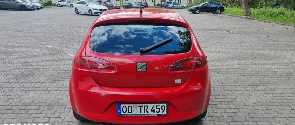 Seat Leon cena 9900 przebieg: 290000, rok produkcji 2006 z Szczecin małe 172